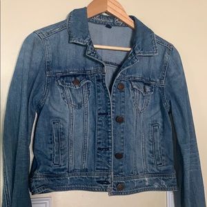 American Eagle Denim Jacket 🍃 Medium